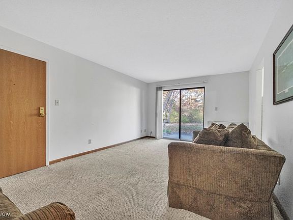 5th image of 27453 Westown Blvd APT 1902