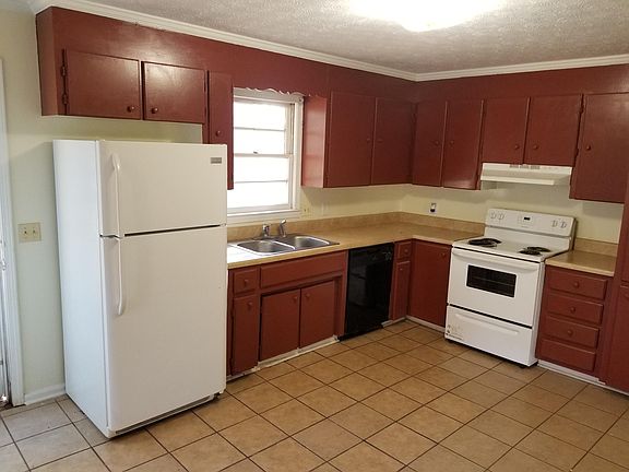 5th image of 6 Berea Forest Cir