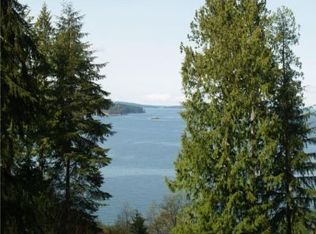 1383 E Ludlow Ridge Rd, Port Ludlow, WA 98365