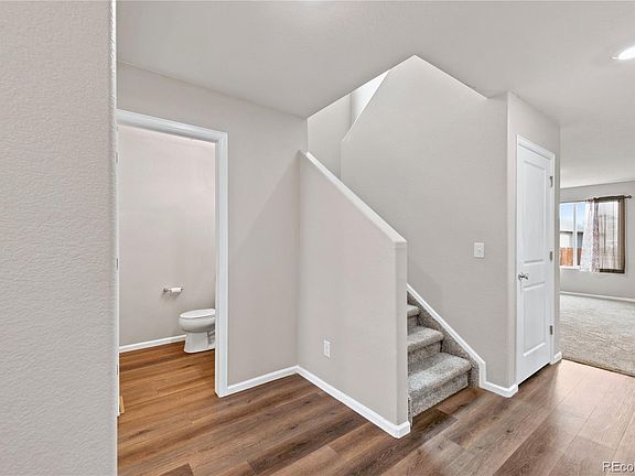 5th image of 47363 Lilac Avenue