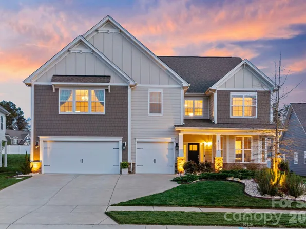 2111 Lapalma Trce, Lake Wylie, SC 29710