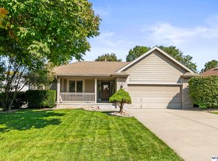 2112 Betsy Ave, Papillion, NE 68133