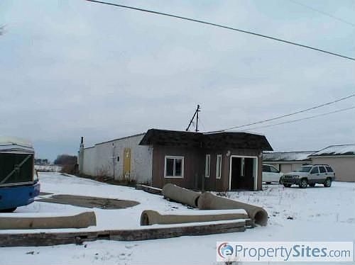 2nd image of 10670 East Rd