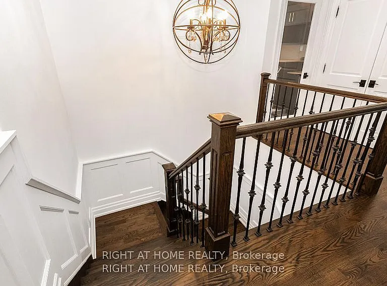 1220 Meredith Ave — Photo 19