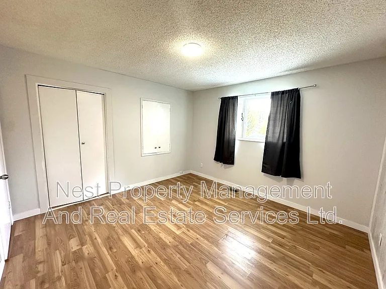 2737 Budd Rd #A — Photo 14