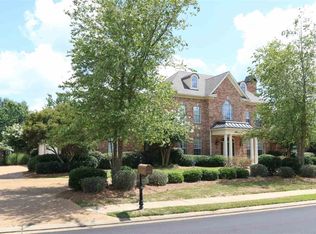 207 Lake Cir, Madison, MS 39110