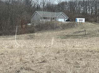 7621 S Cameron Ln, Mapleton, IL 61547