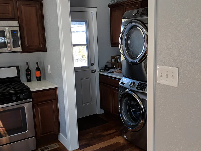 3425 Ash St — Photo 7