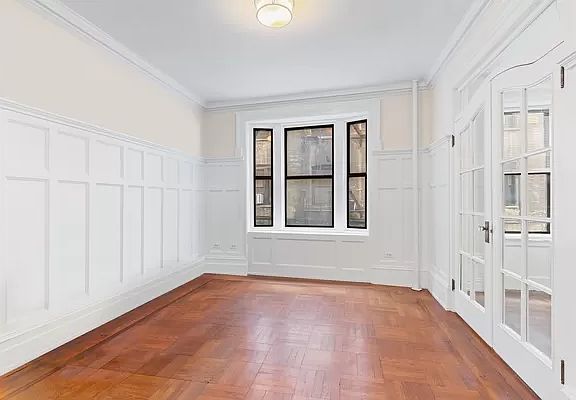 2nd image of 804 W 180th St APT 4