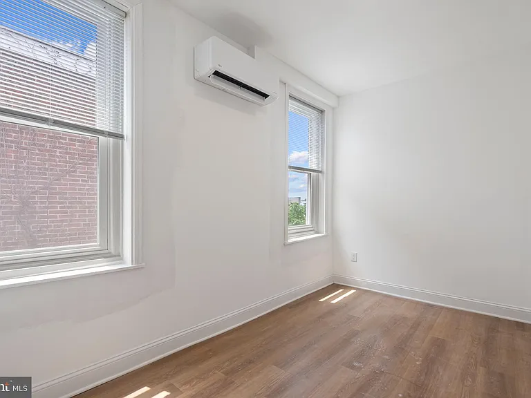 1618 S Broad St #3 — Photo 8