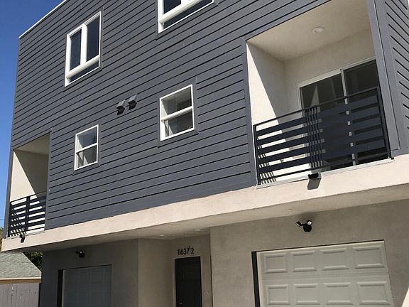 2nd image of 11639 Kittridge St #1 & 2