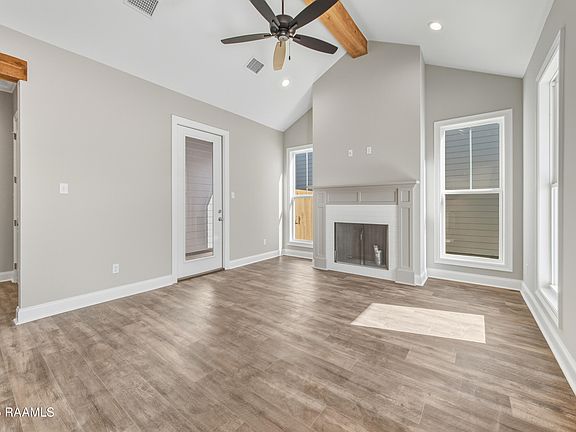 2nd image of 102 Newtown Dr