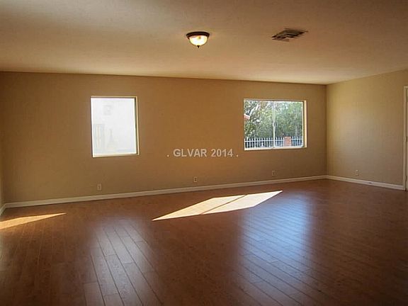 5th image of 4270 E Cleveland Ave