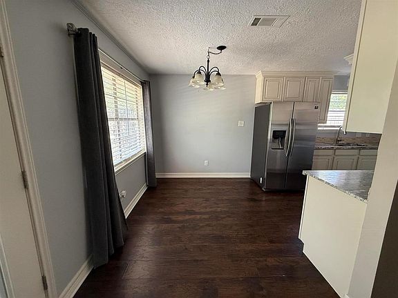 5th image of 9260 Josey St
