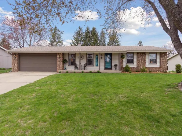 821 Columbia Drive, Janesville, WI 53546