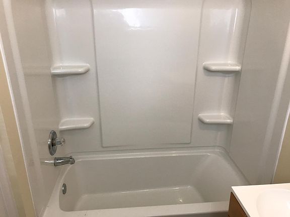 2nd image of 202 Elm Ave SW APT A5