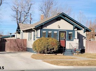 2106 Avenue E, Scottsbluff, NE 69361