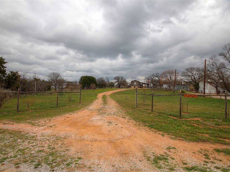 1st image of 700 Roselea Dr