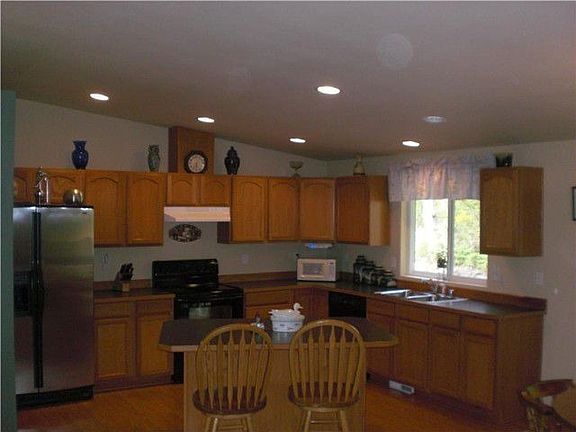 Open concept kitchen/great room