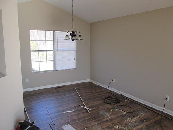 breakfast area/new wood flooring