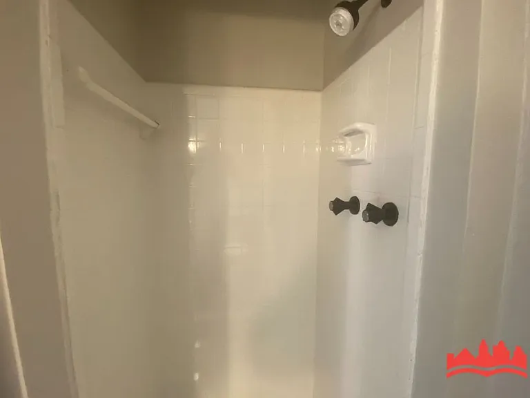 8743 Greenbrook Pkwy — Photo 13