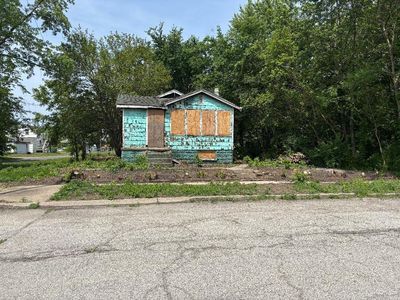 982 Ralston St, Gary, IN, 46406