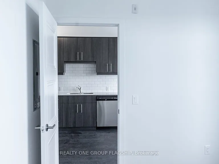 255 Northfield Dr E #508B — Photo 11