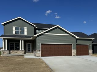2759 Executive Dr, Troy, OH 45373