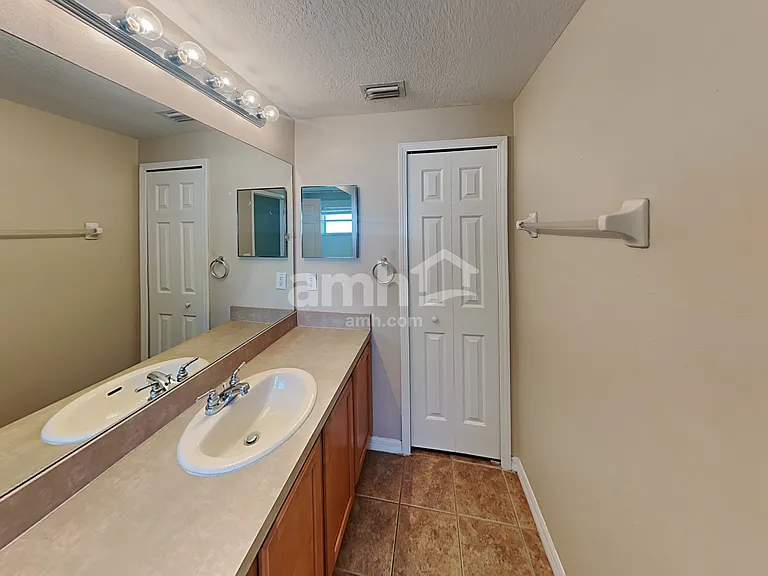 25815 Crippen Dr — Photo 9
