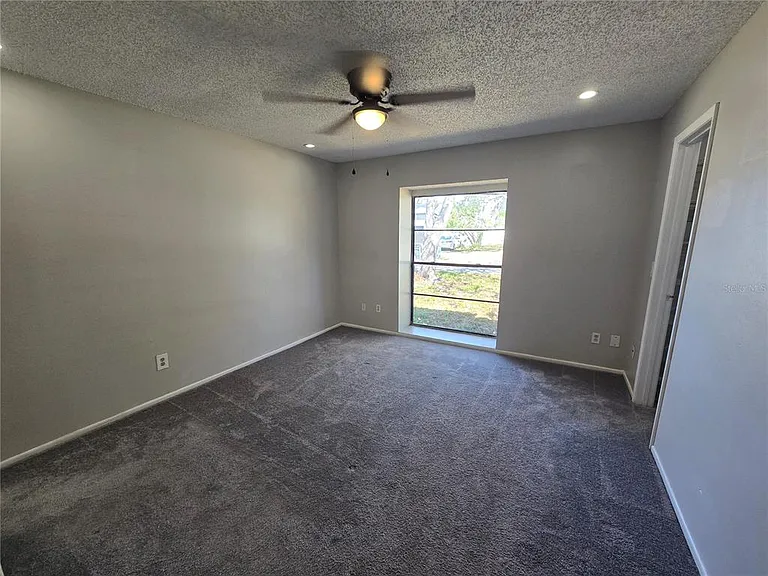 12109 Clearbrook Ct — Photo 6