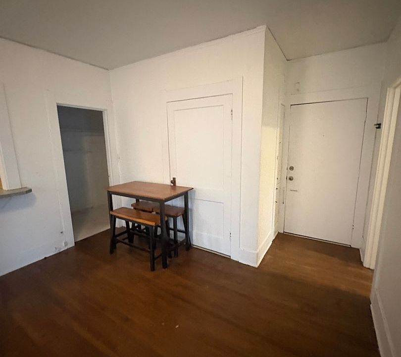 2nd image of 1132 10th Ave E APT 21