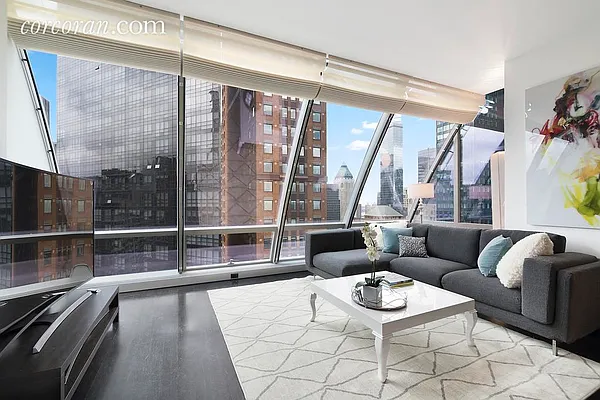 Sold by Corcoran | media 21