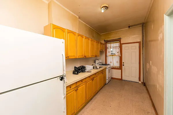 Sold by Keystone Realty USA Corp | media 32