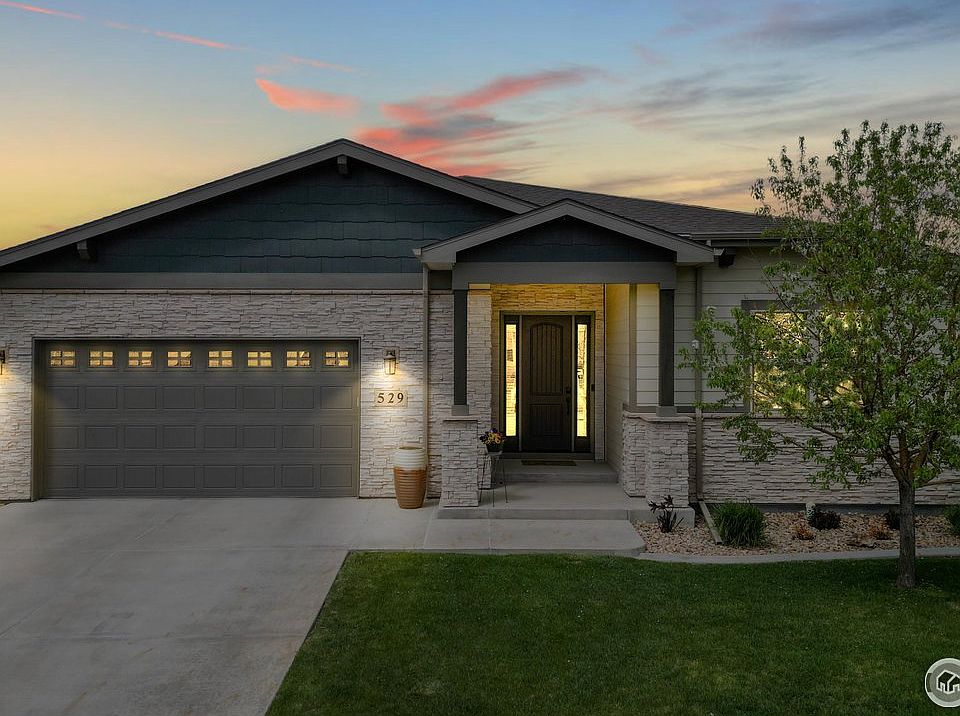 1st image of 529 Vermilion Peak Dr