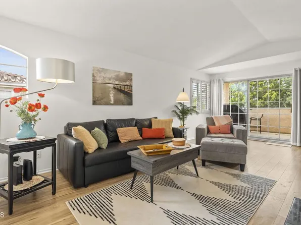 2184 Blackberry Cir, Oxnard, CA 93036