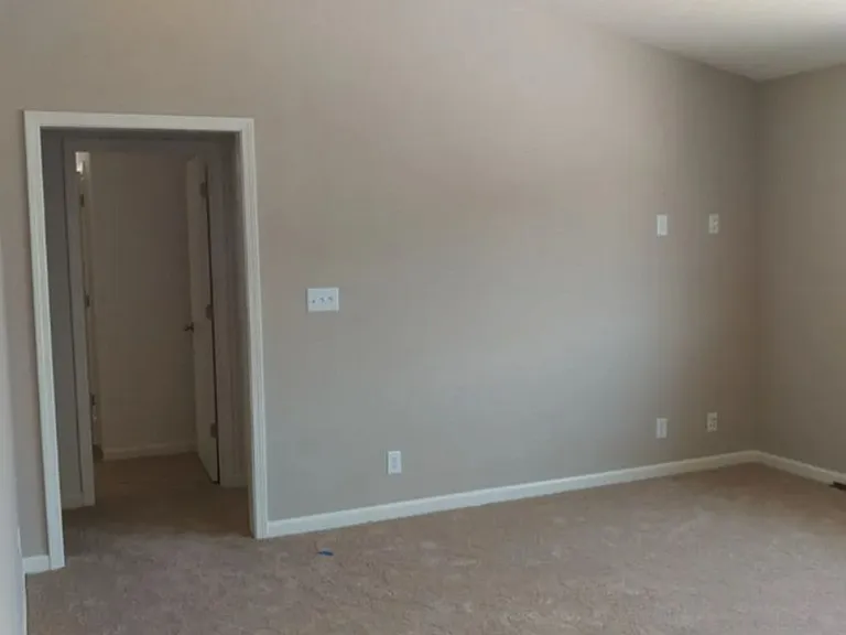 2111 Rutherford Dr — Photo 6
