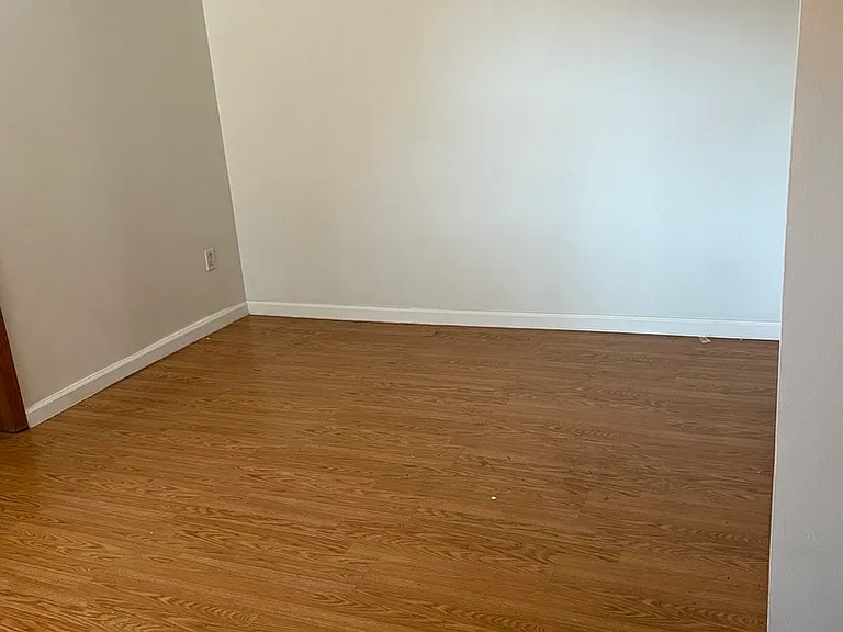2724 W Chicago Ave #1R — Photo 8