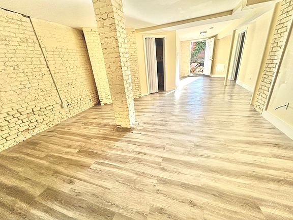 4th image of 125 Hillside Ave #B2