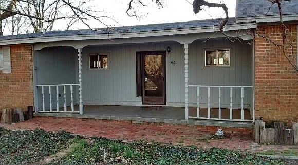 1st image of 709 Evans Ave
