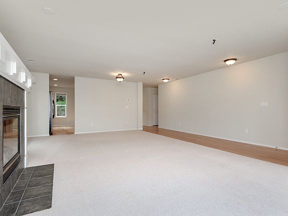 5th image of 33827 SE Strouf St