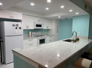 825 Egret Circle #205, Delray Beach, FL 33444