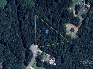 104 E Martha Dr, Lillington, NC 27546