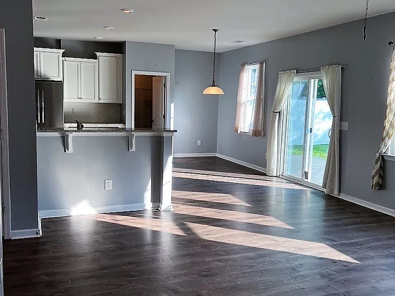 300 Bracken Fern Rd — Photo 9