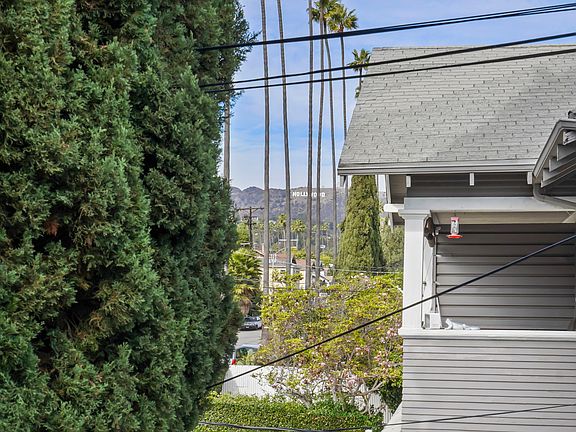 2nd image of 1814 N Van Ness Ave
