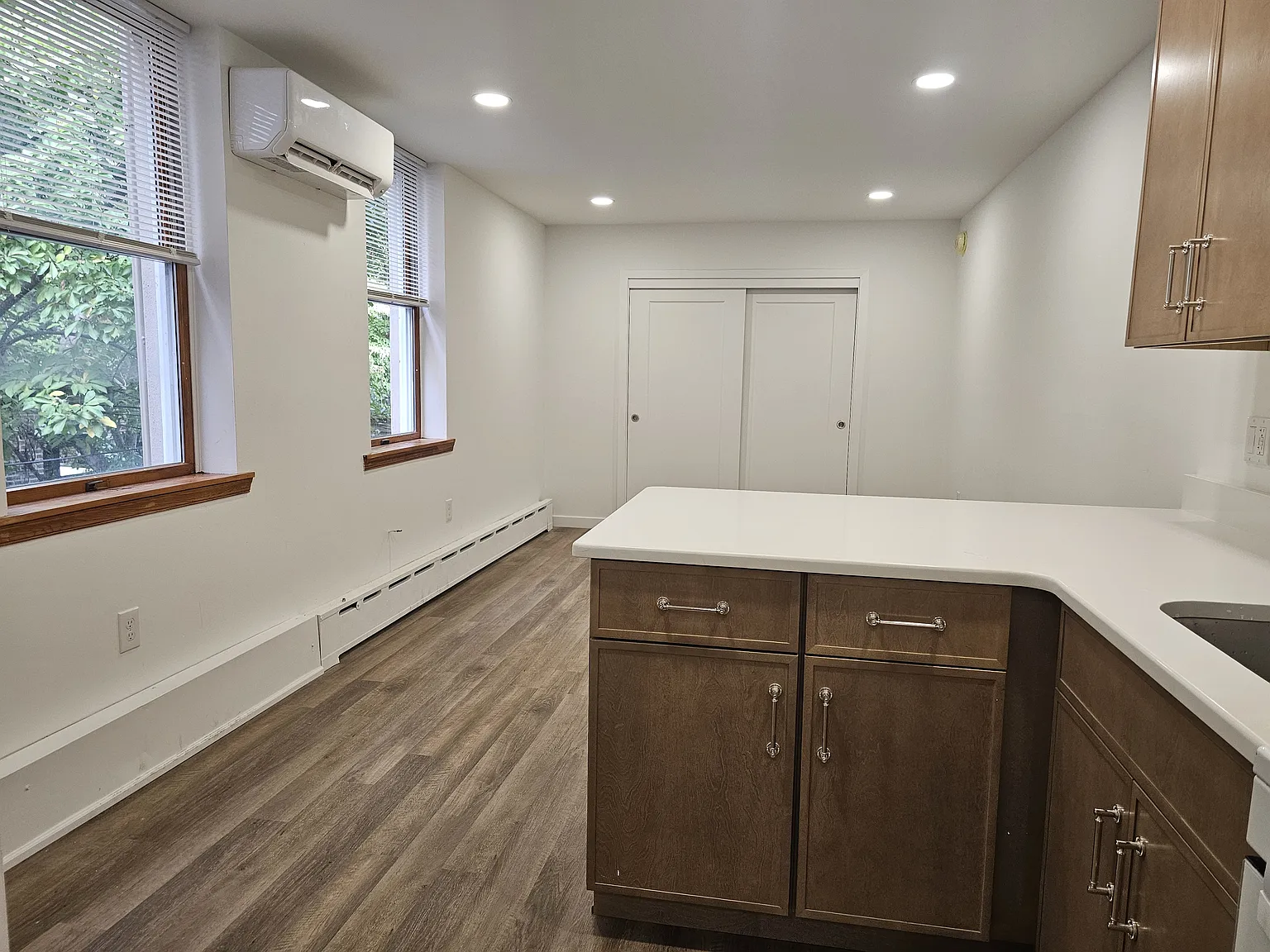 Studio, $1,325 — Photo 3