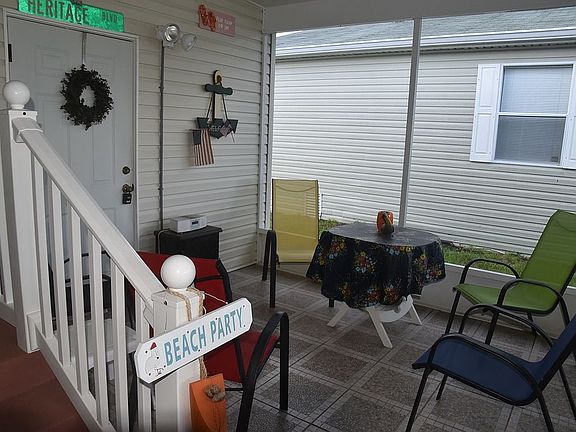 3rd image of 315 Heritage Blvd
