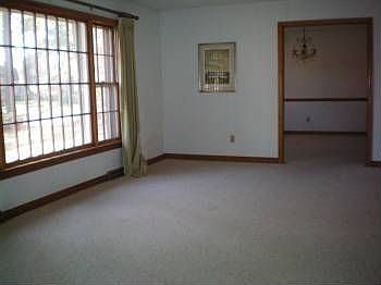 5th image of 425 Redbrick Dr