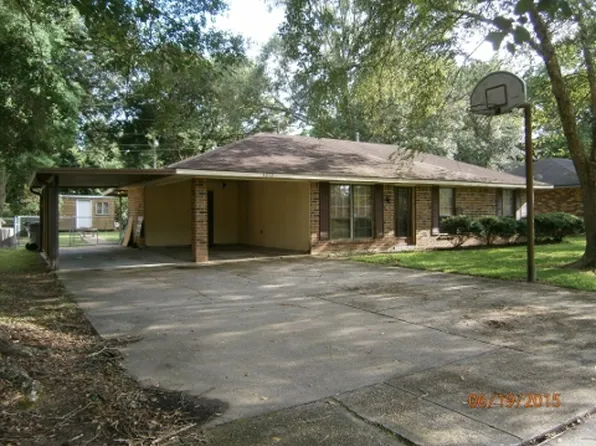 4212 Gwendolyn Dr, Baker, LA 70714