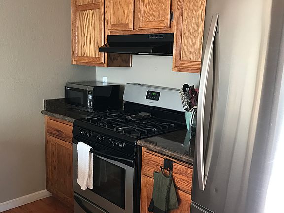 4th image of 4535 Oak Glen Dr Unit E