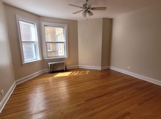 5028 N Springfield Ave APT 3E, Chicago, IL 60625
